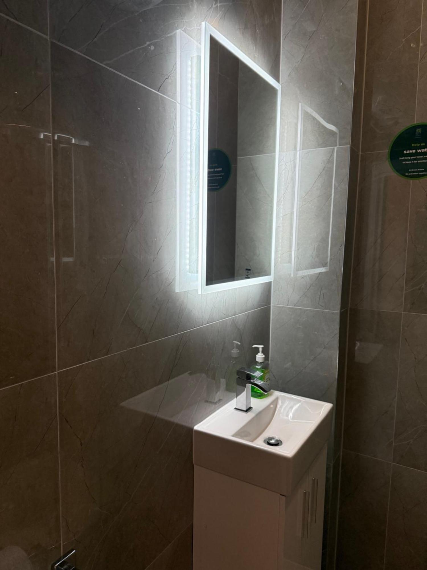 Green Ariana Hotel - Near Wembley And Central ลอนดอน ภายนอก รูปภาพ