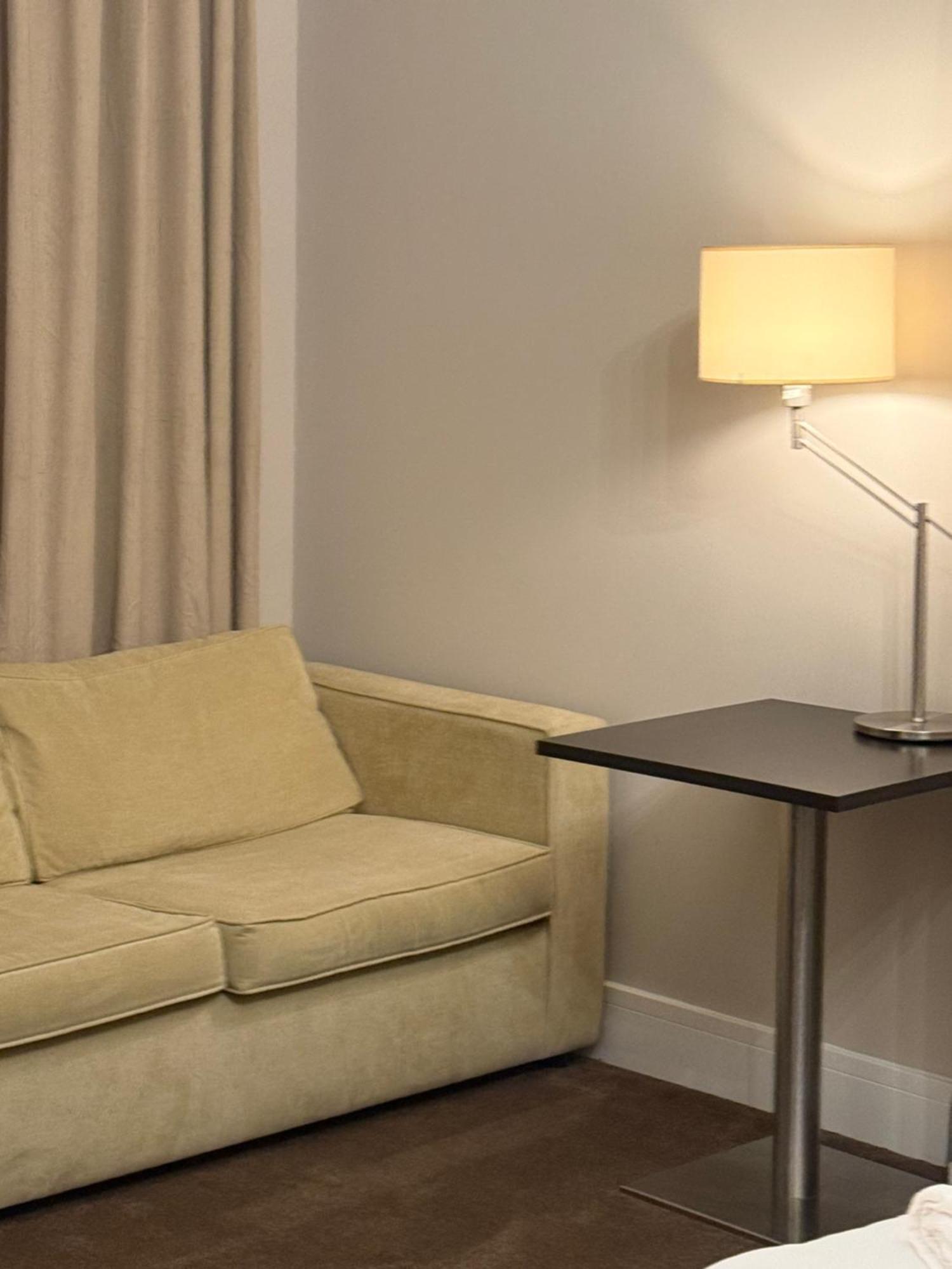 Green Ariana Hotel - Near Wembley And Central ลอนดอน ภายนอก รูปภาพ